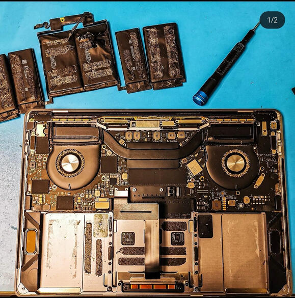 Macbook Pro (13-inch A1989) Touchbar, Battery replacement